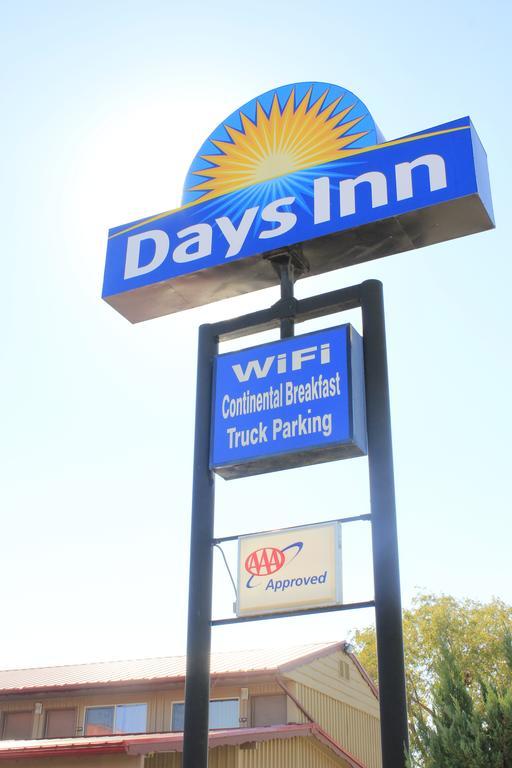 Days Inn By Wyndham Elko Exterior photo